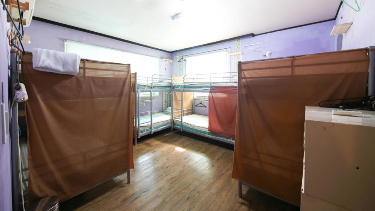 Comeinn Guesthouse Hongdae - Female Only Сеул Екстер'єр фото